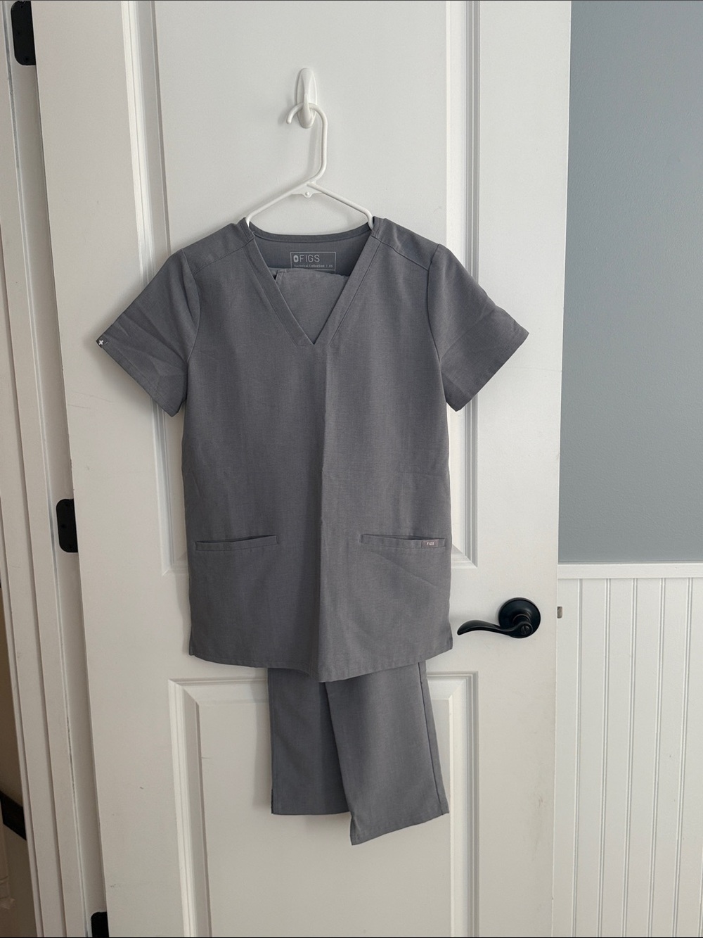 Figs Gray V-Neck Scrub Set